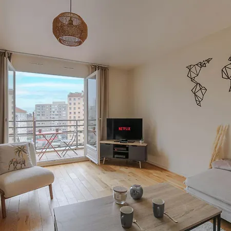 Chaleureux Avec Clim Proche Tete D'or Villeurbanne